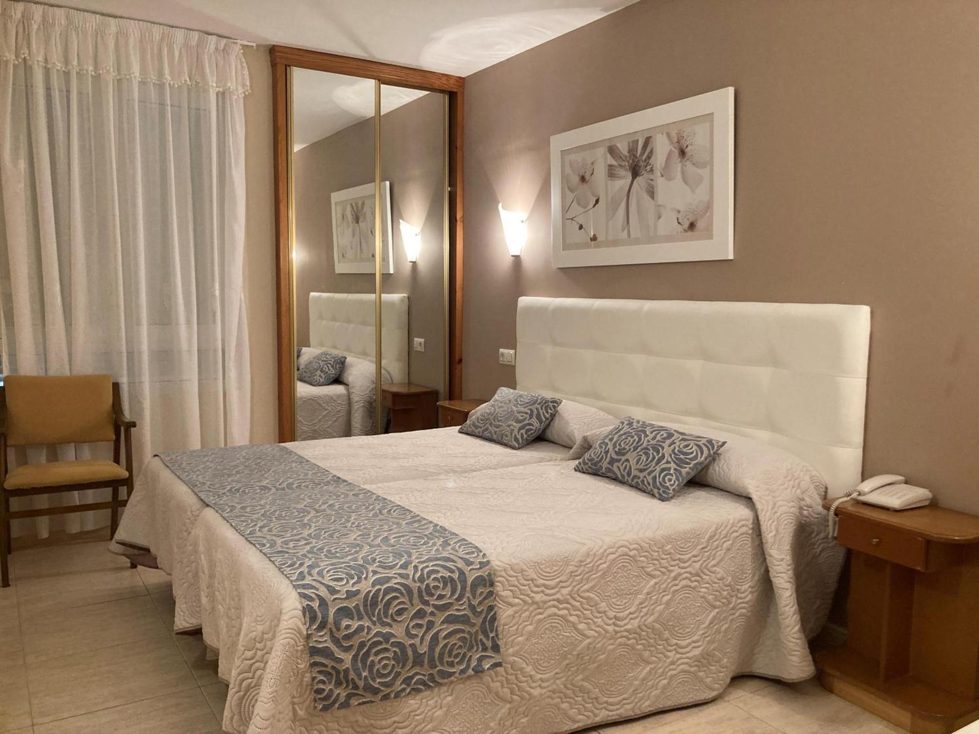 Hotel El Refugio 3 Estrellas Cóbreces Екстериор снимка