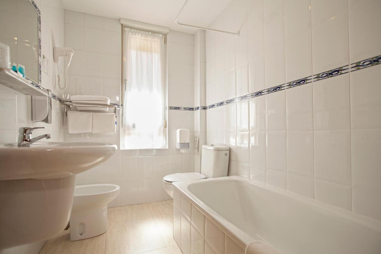Hotel El Refugio 3 Estrellas Cóbreces Екстериор снимка