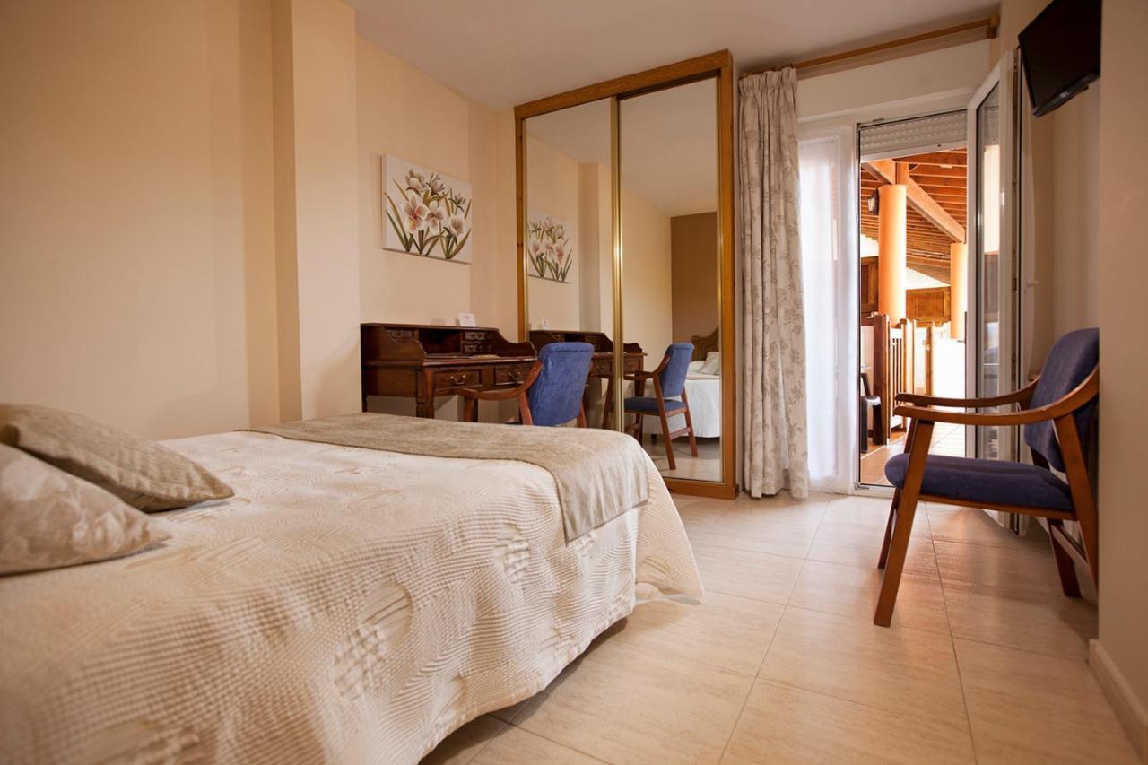 Hotel El Refugio 3 Estrellas Cóbreces Екстериор снимка